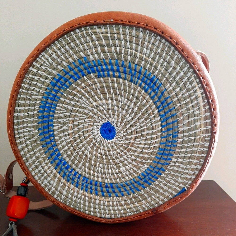 Unique wooven handbag
